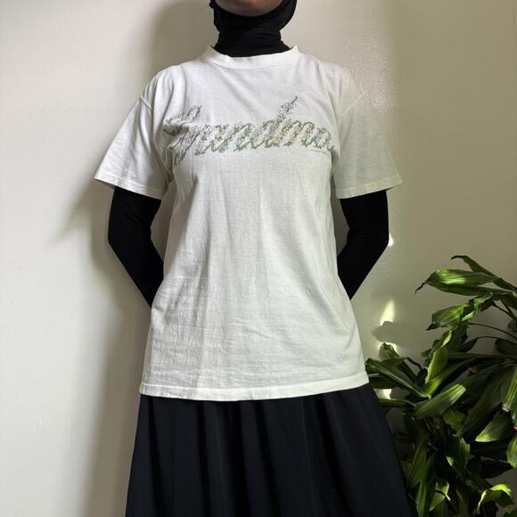 Vintage green floral "Grandma" single stitch off white tee size L - Picture 1 of 5